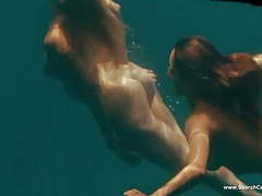 UhAnal presents: Kelly brook & jessica szohr nude & sexy - piranha - hd