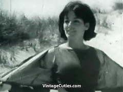 UhAnal presents: Nudist girl's day on a beach (1960s vintage)