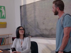 UhAnal presents: Kinky math tutor jasmine jae loves giving head and having sex