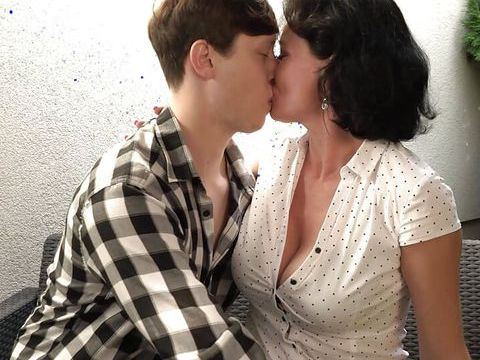 UhAnal presents: Busty mature cougar rita black fucked hard