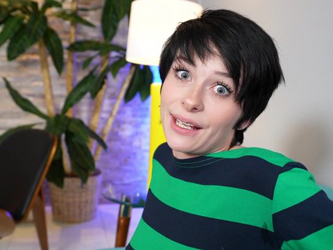 UhAnal presents: Short hair kitty lynn gives a blowjob and gets fucked balls deep