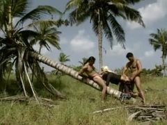 UhAnal presents: Guys dp a blonde chick under a palm tree