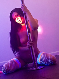 UhAnal presents: Stripper Strobe